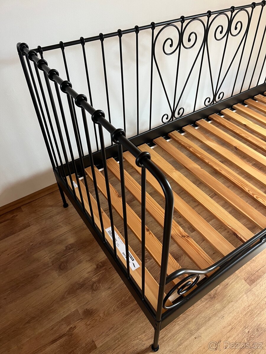 Kovová postel IKEA včetně roštu - 5