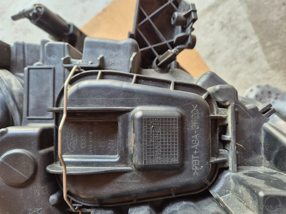 Levé přední světlo Xenon Kuga MK 2 - 5