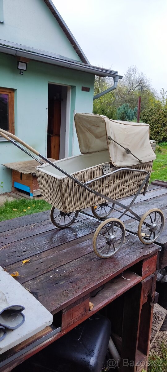 Kočárek pro panenky - 5