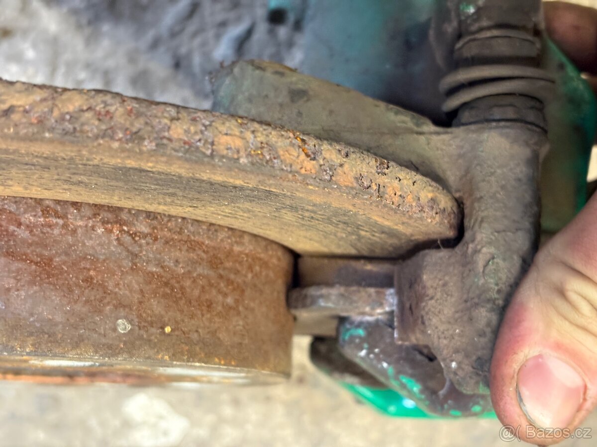 Zadní brzdy 230mm - 5