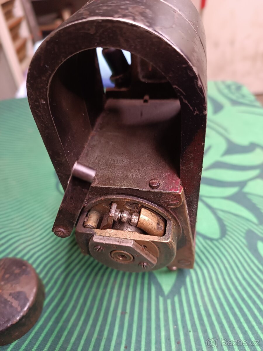 Stabilní motor magneto Bosch - 5