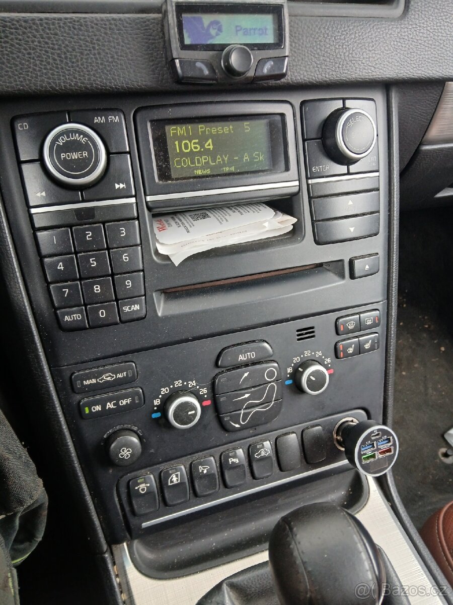 Volvo xc90 2.4d 136kw manual 7míst - 5