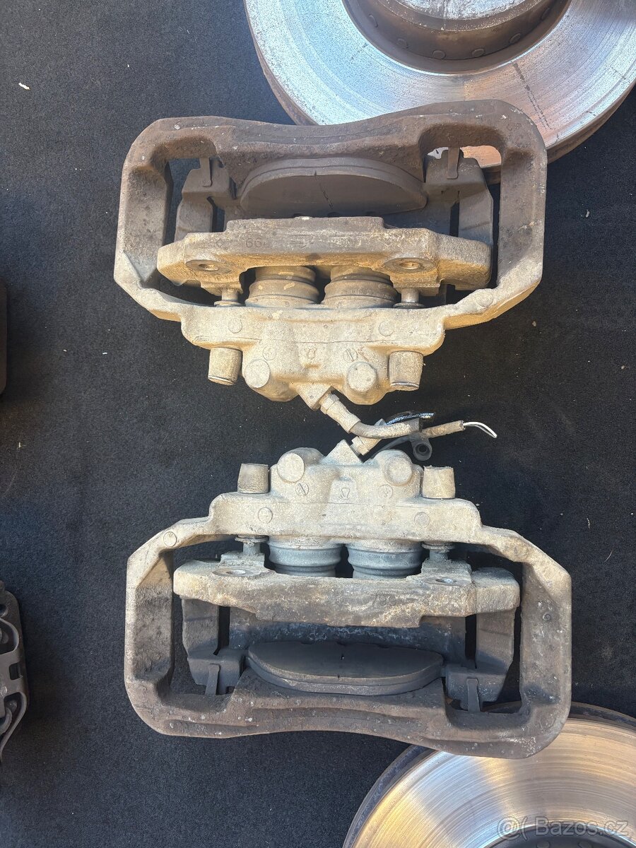 Bmw e60 e61 535d brzdy - 5