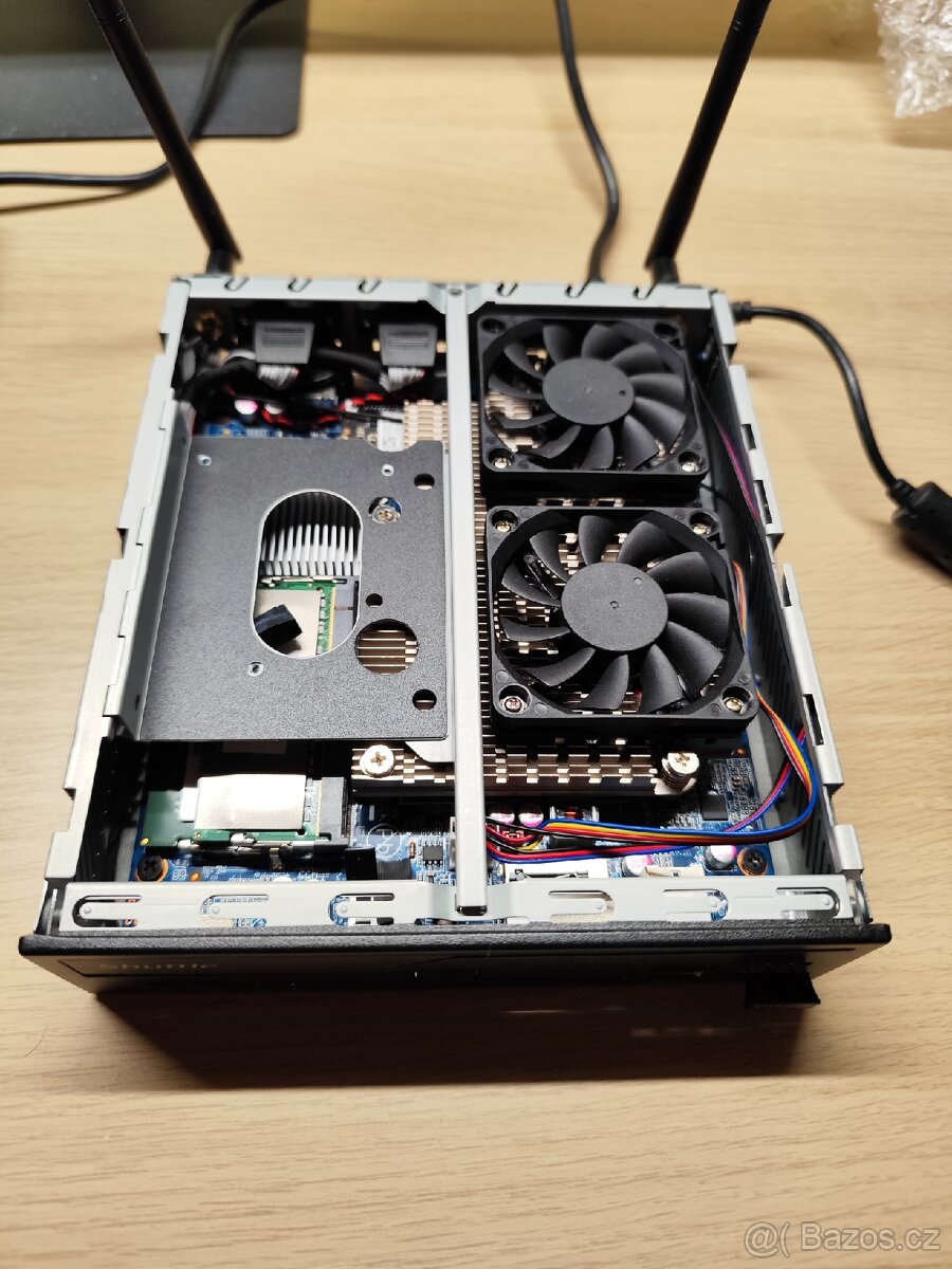 Mini PC Shuttle Core i3 10100, 12GB Ram, Windows 11 Pro - 5