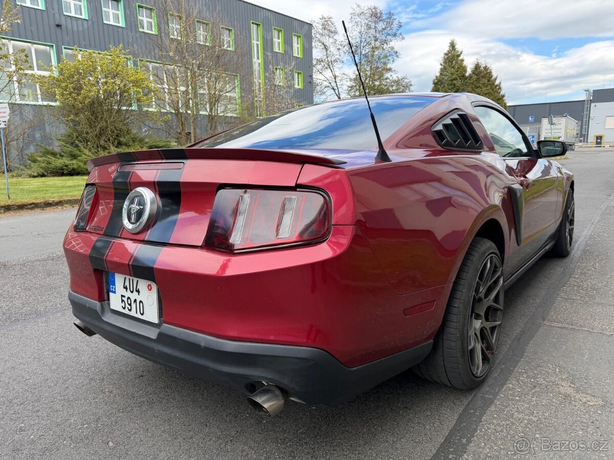 Ford Mustang 3,6 V6 - 5
