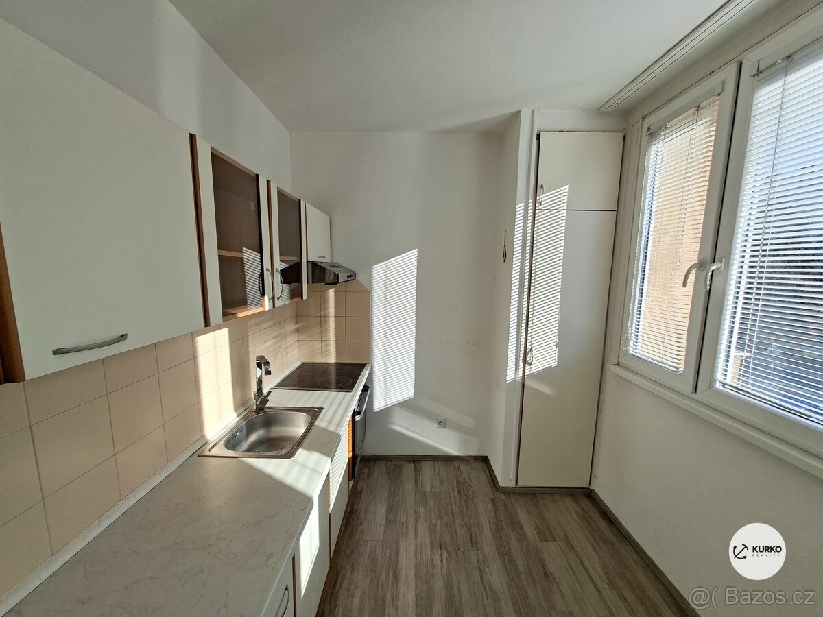 Pronájem bytové jednotky 1+1, 37 m2 v obci Frýdek Místek, ul - 5