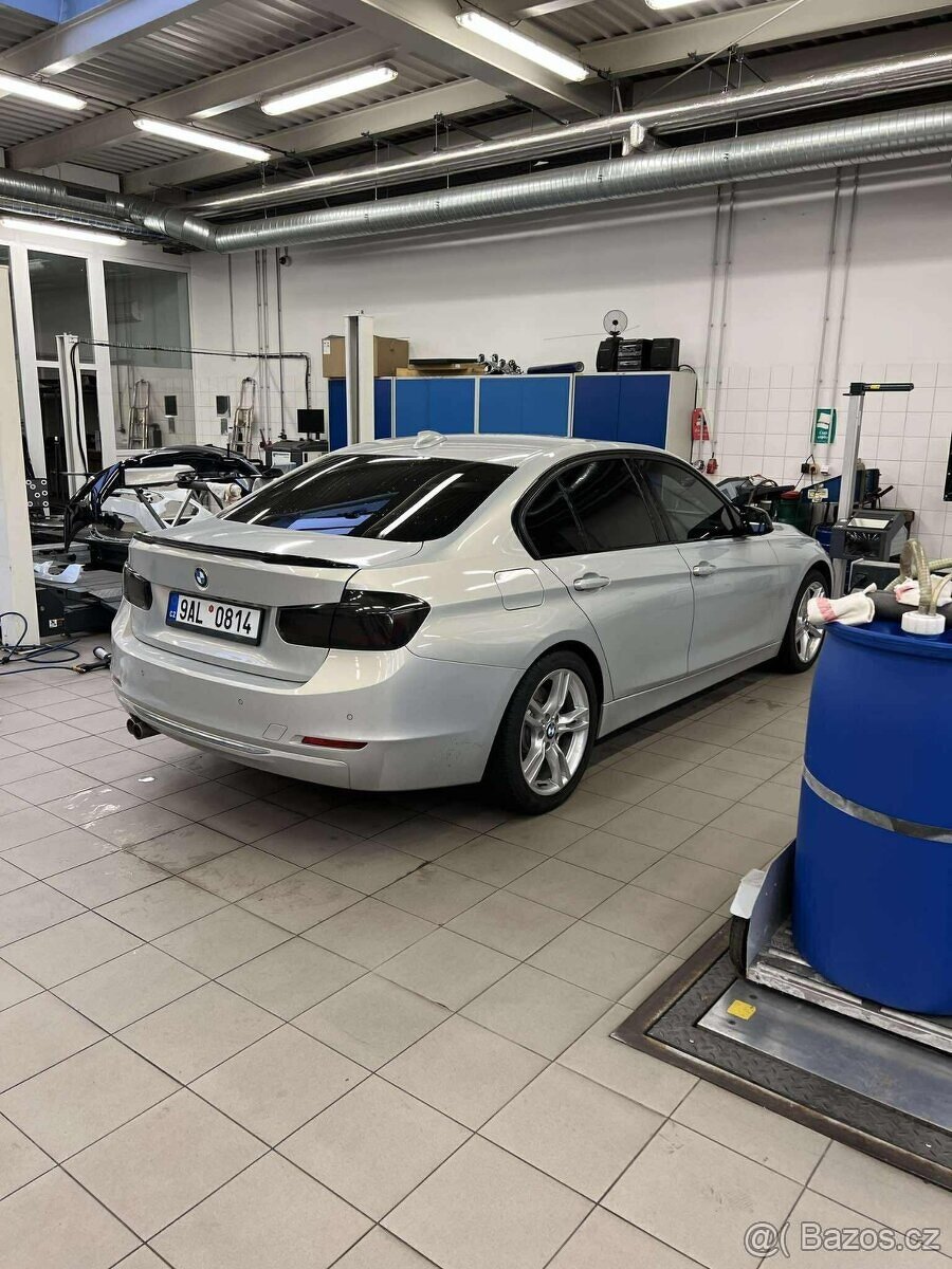 bmw f30 s motorem 3.0d. Převodovka 8st automat. Perfektní st - 5