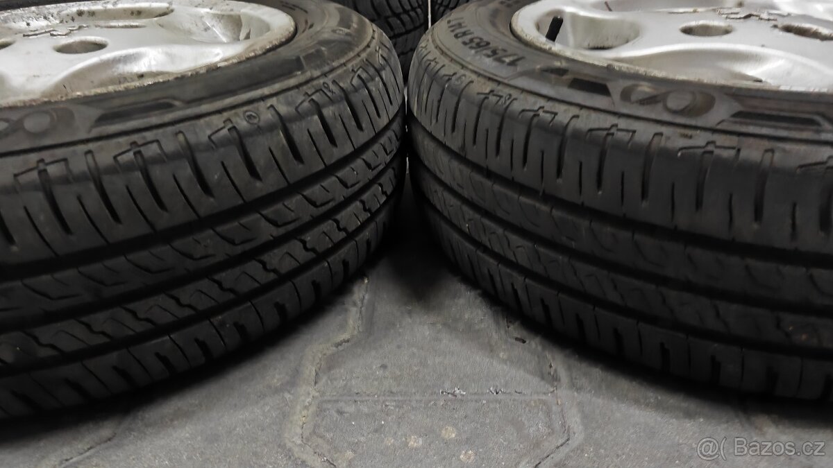 4x108 r14 106 gti - 5