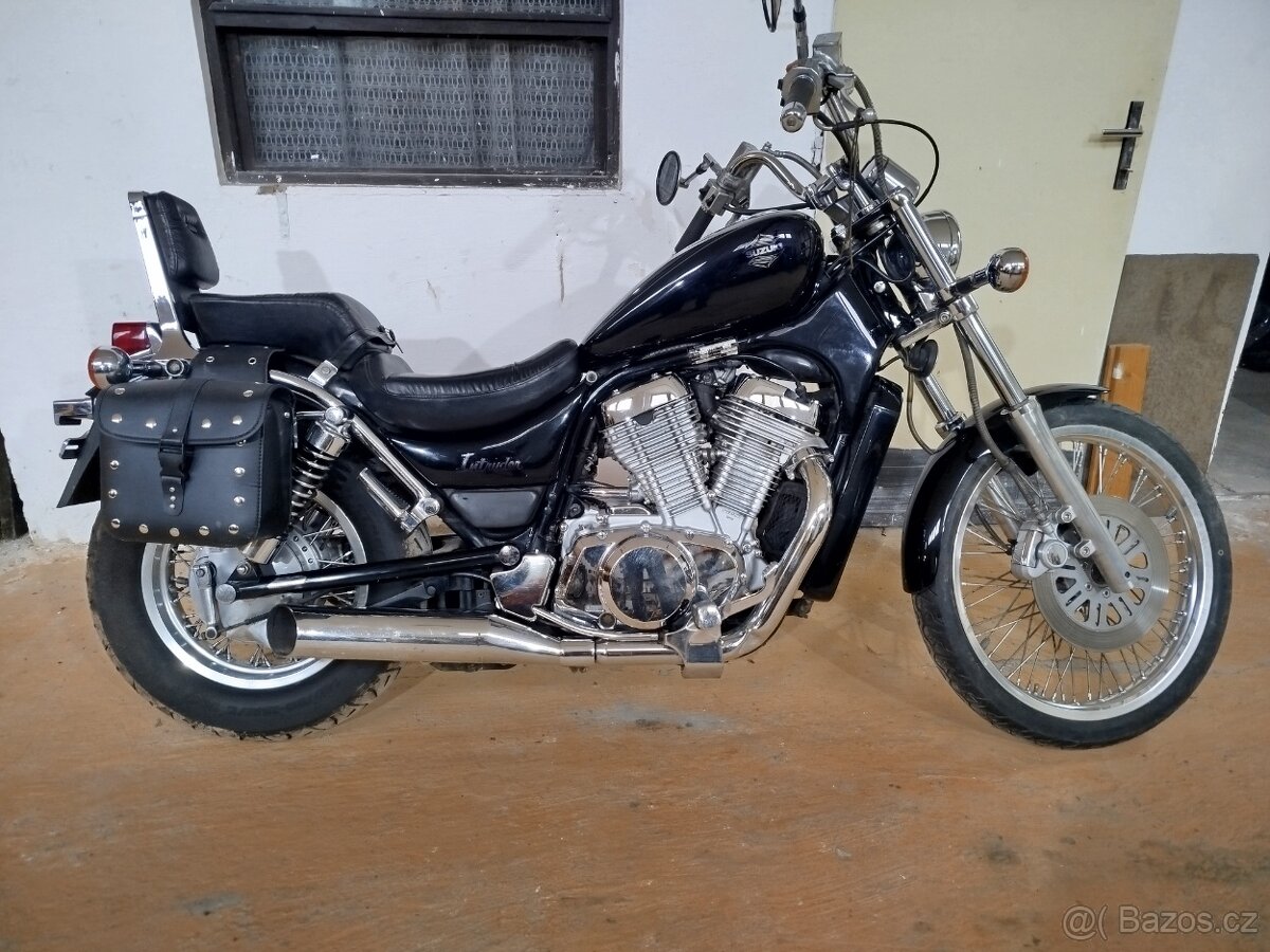 Suzuki VS 600GL Intruder - 5