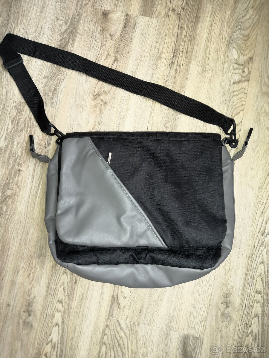 Kočárek - Junama - 5