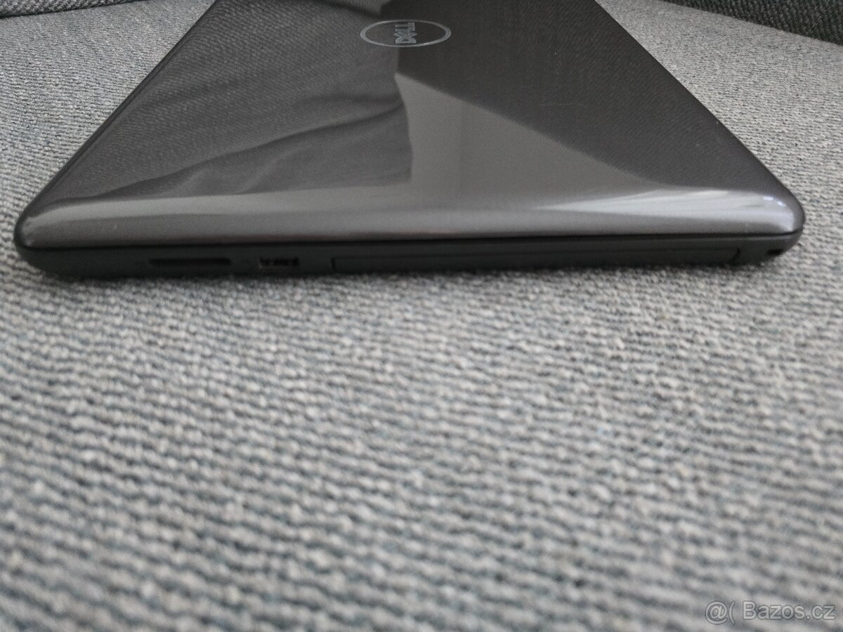 notebook Dell Inspiron 15, 5000 series - 5