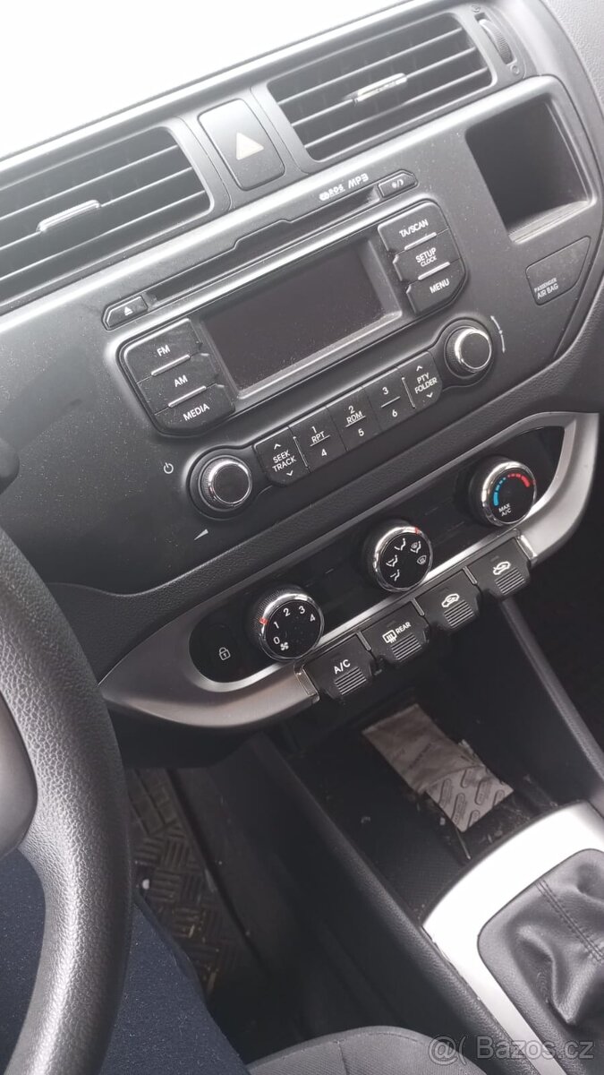 Kia Rio.r.2012 - 5