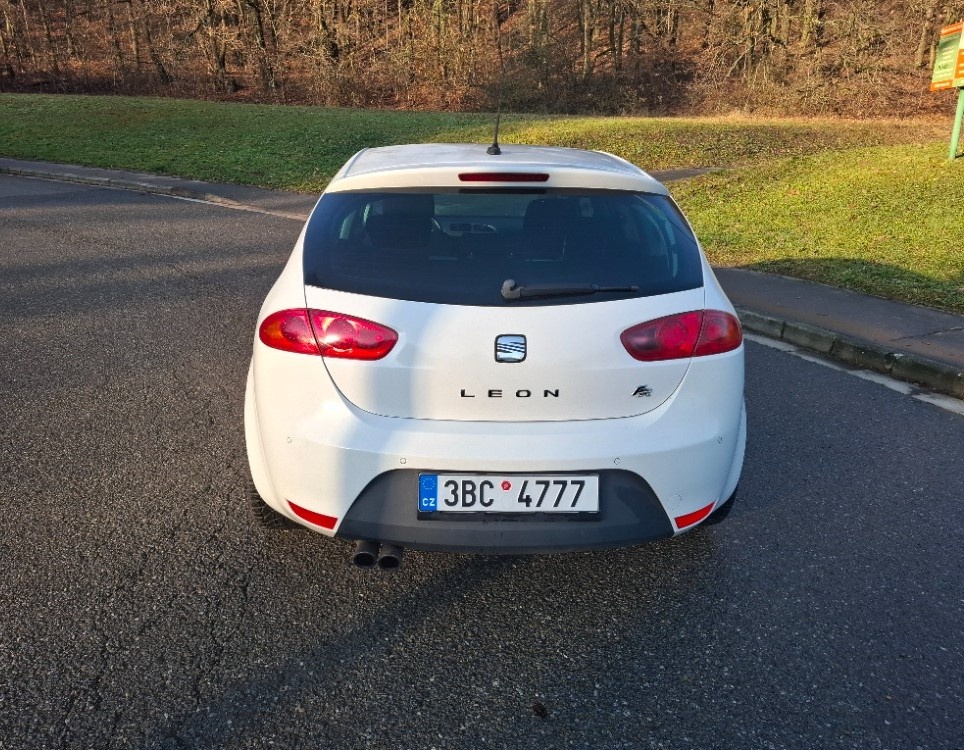 Seat Leon FR 2.0 TSI 155 kW, 2011 - 5