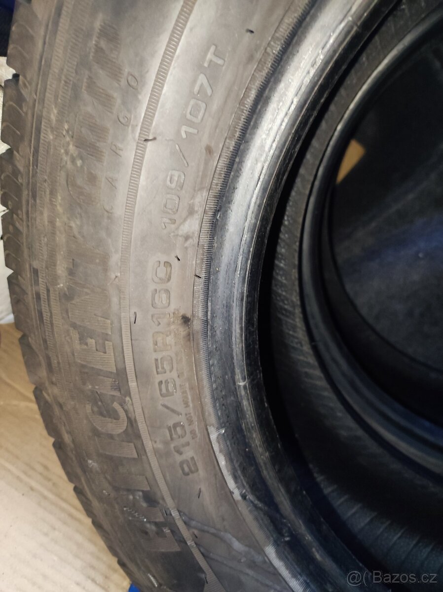 2x pneu Goodyear Efficient grip 215/65/16 C - 5