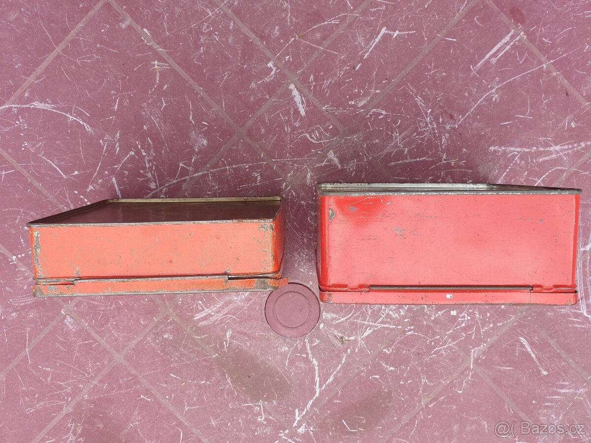 Prodám 2x plechové autolékarničky - 5