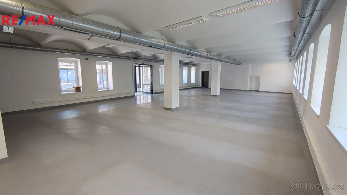 Pronájem obchodních prostor 239,38m² - Děčín - 5