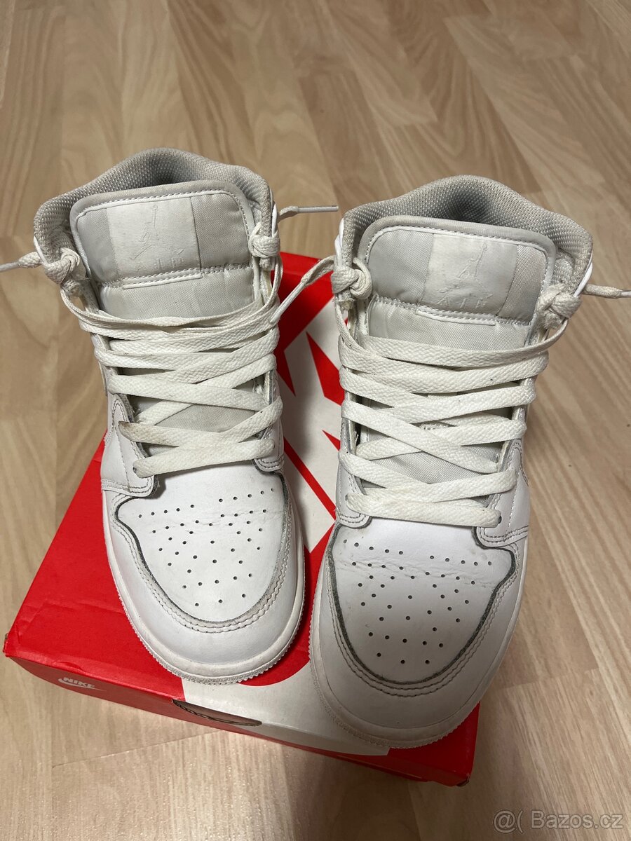 Nike Air Jordan 1 mid, vel 37,5 - 5