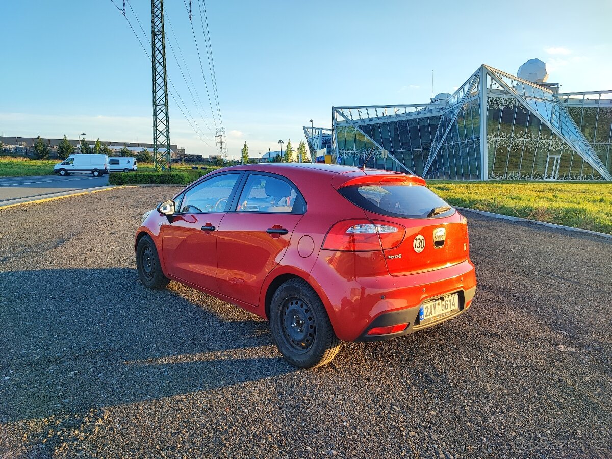 Kia Rio 2012 1.4 benzín 80 kW - 5