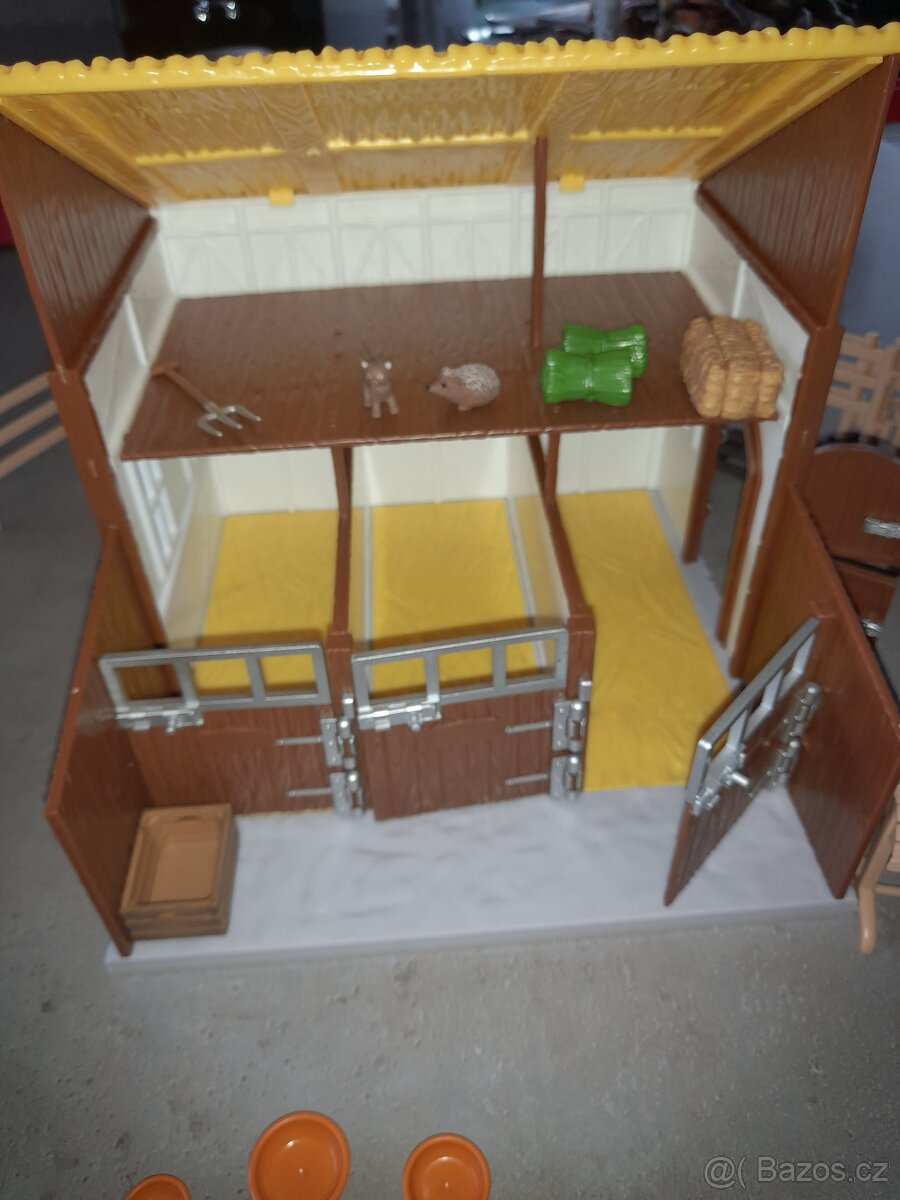 Prodám stáje, přístřešky pro koně Schleich - 5