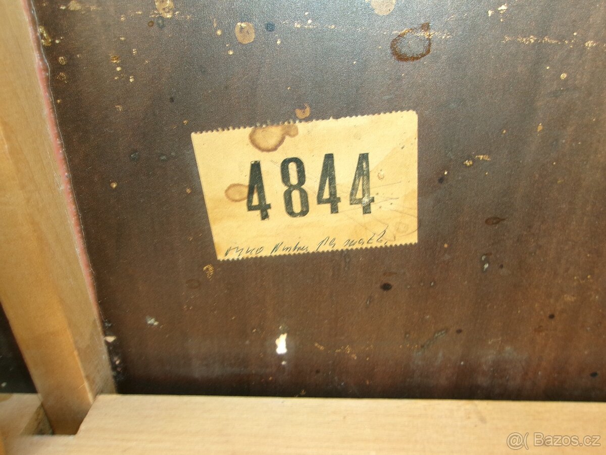 starý peřinák a stůl - 5