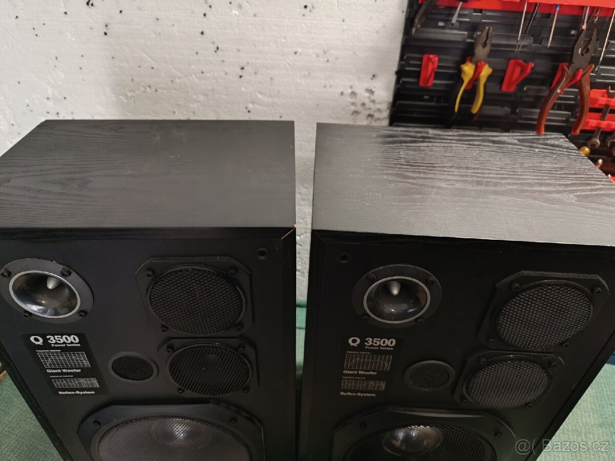 Obří repra Universum Q3500 - 5