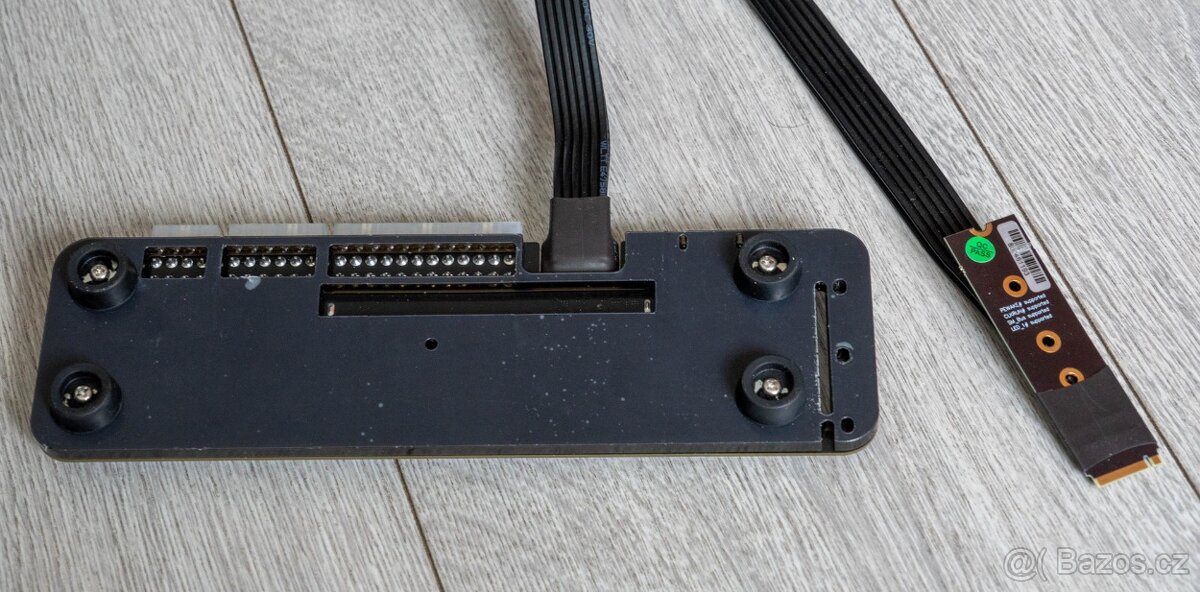 M.2 NVMe eGPU adaptér - 5