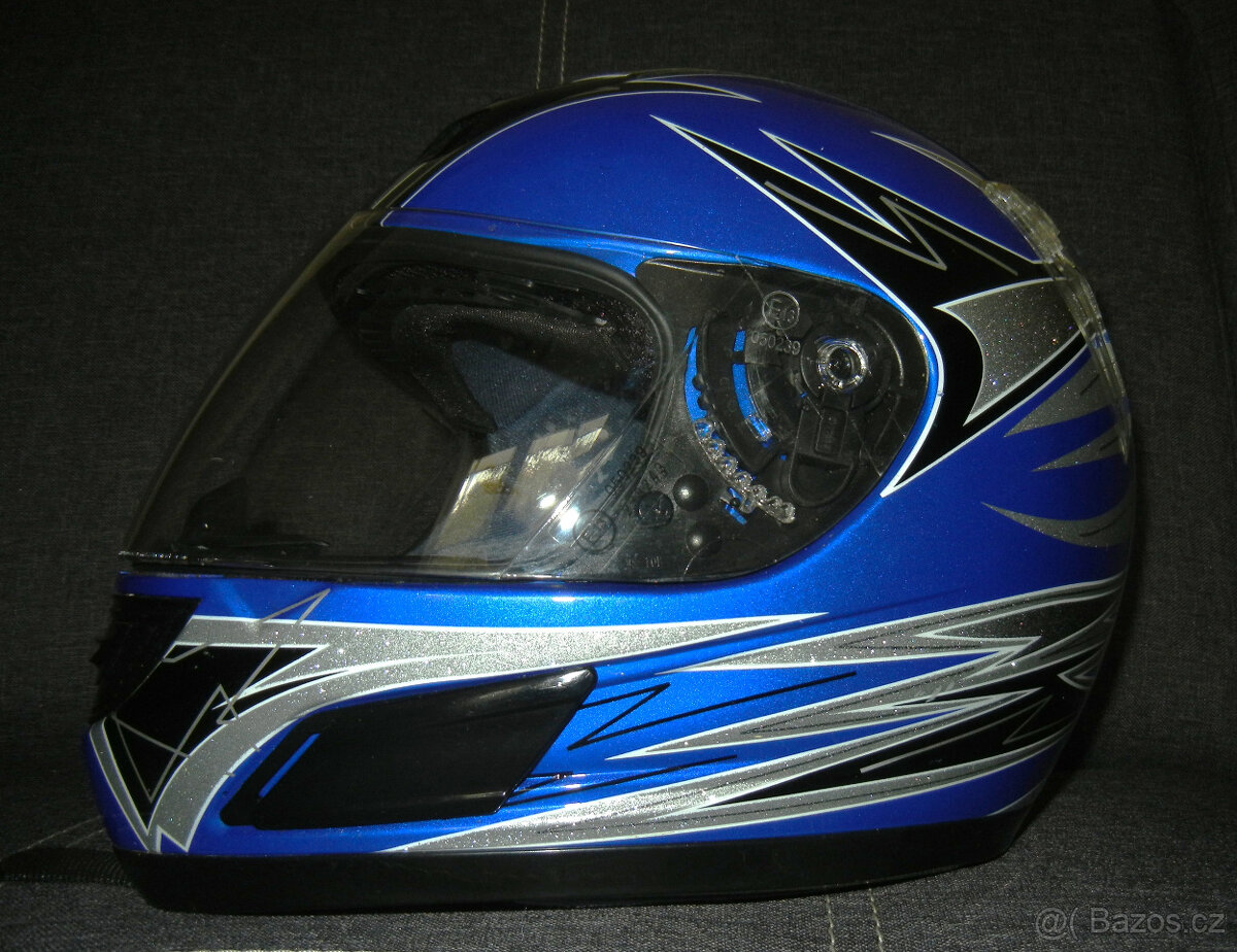 Moto helma, velikost L - 5