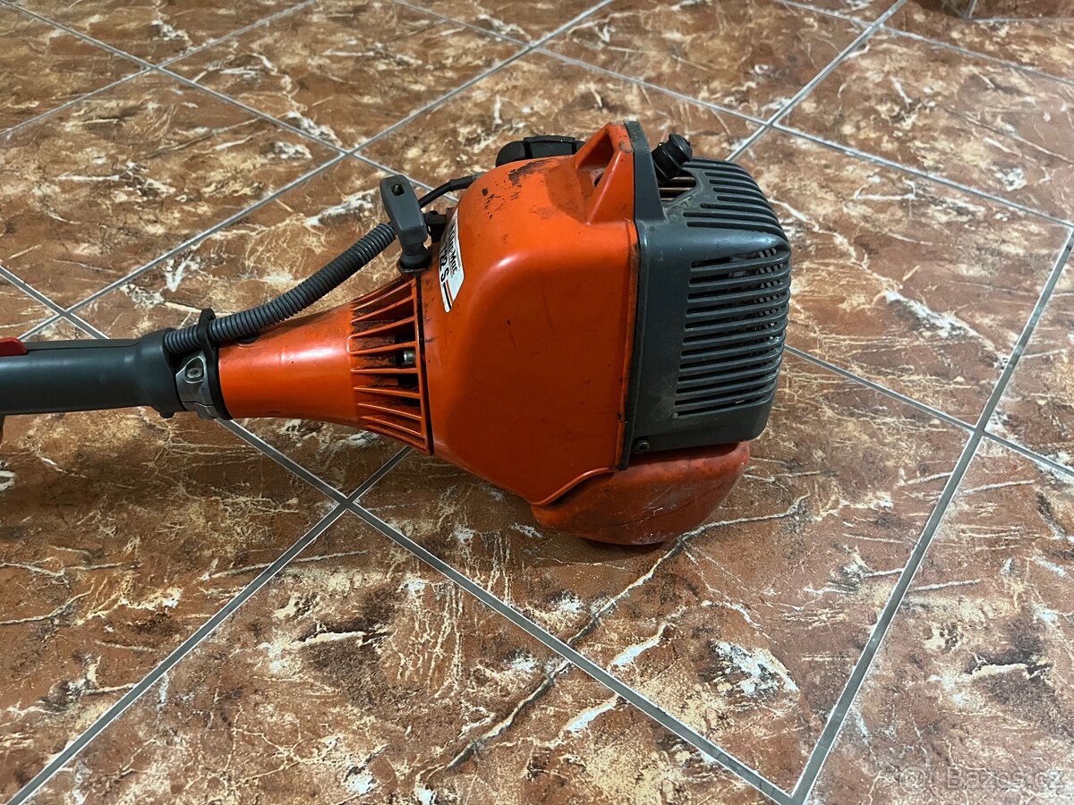 Křovinořez Oleo-Mac 722S - 5