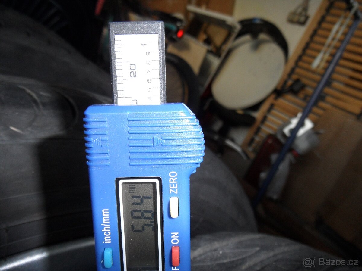 Prodám AL.disky s letními pneu Pirelli 195/55 R20 na Renau - 5