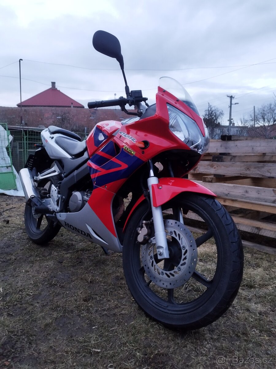 Honda CBR 125r - 5