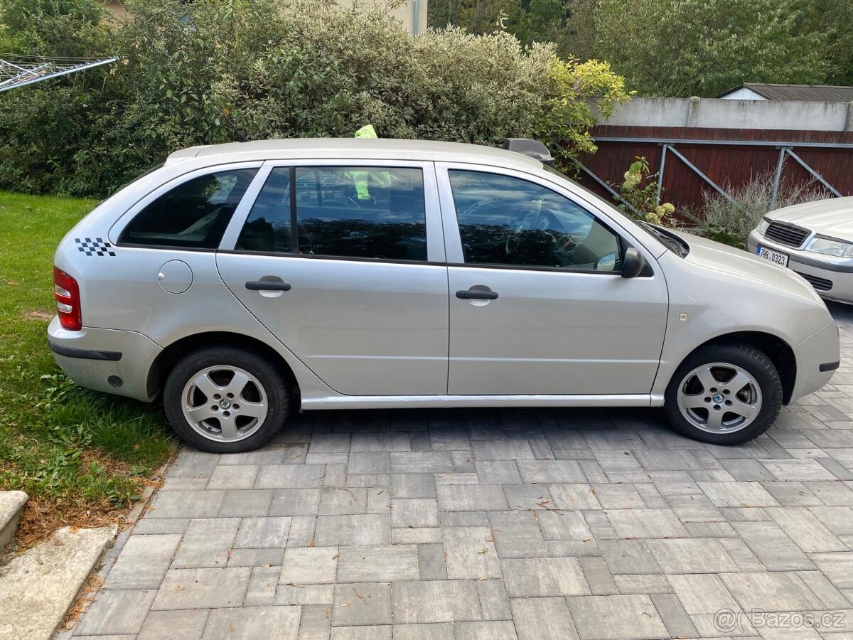 Škoda Fabia - 5