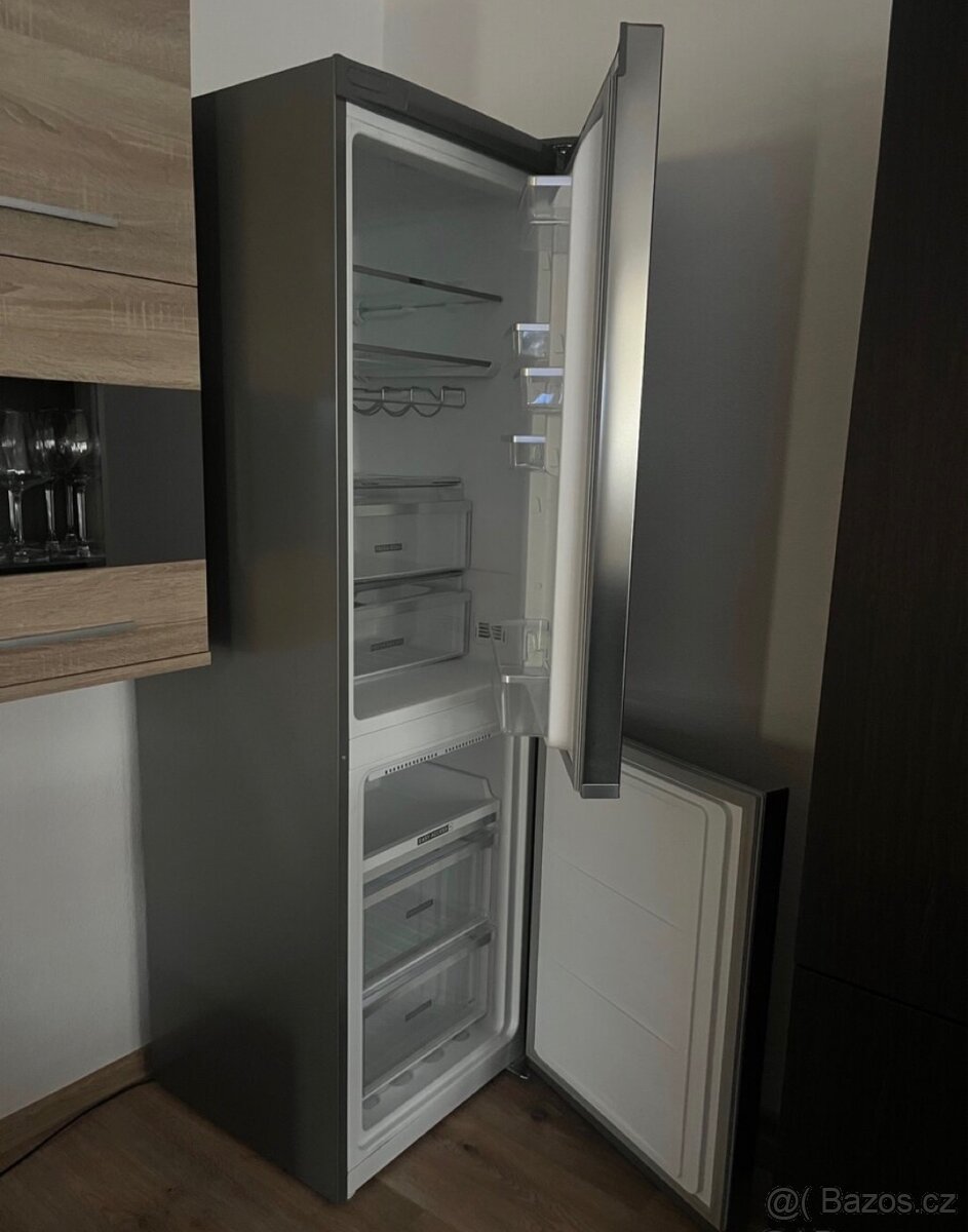 Lednička značky Whirlpool - 5