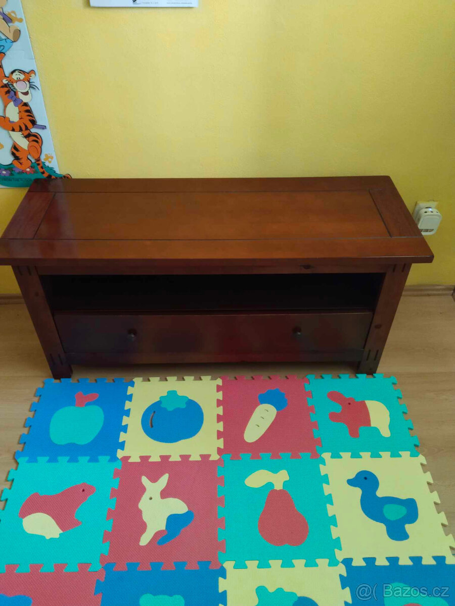 Televizní stolek - 5