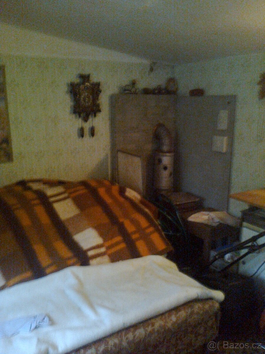 Praha 5-Velká Chuchle, domek s pozemkem k pronájmu - 5