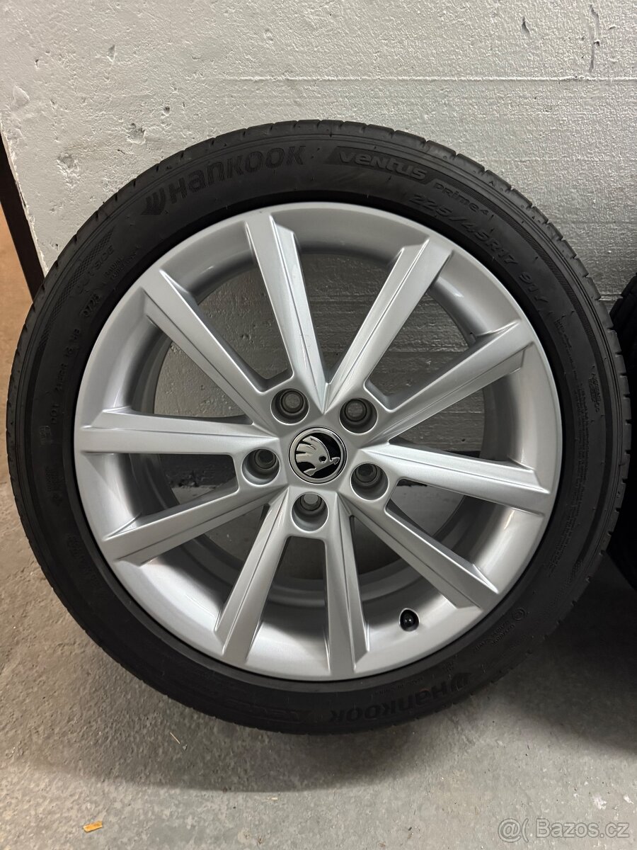 17" alu kola Teron - OCTAVIA 3 Zánovní - LETNí - 5