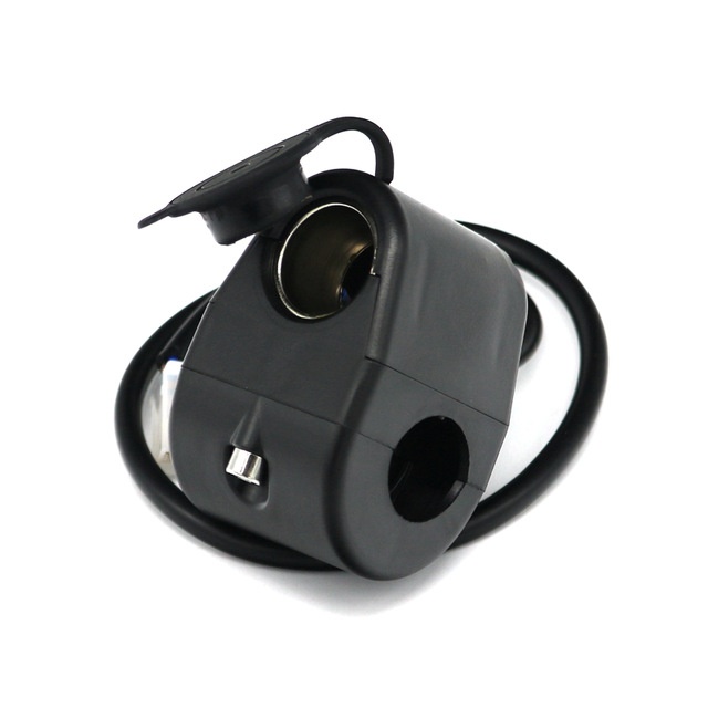 Motozásuvka vodotěsná 12V, USB 5V - 5