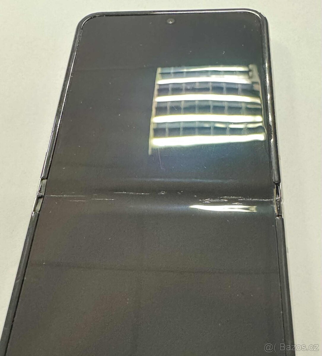 Samsung Galaxy Z Flip 5 256GB Cream - 5