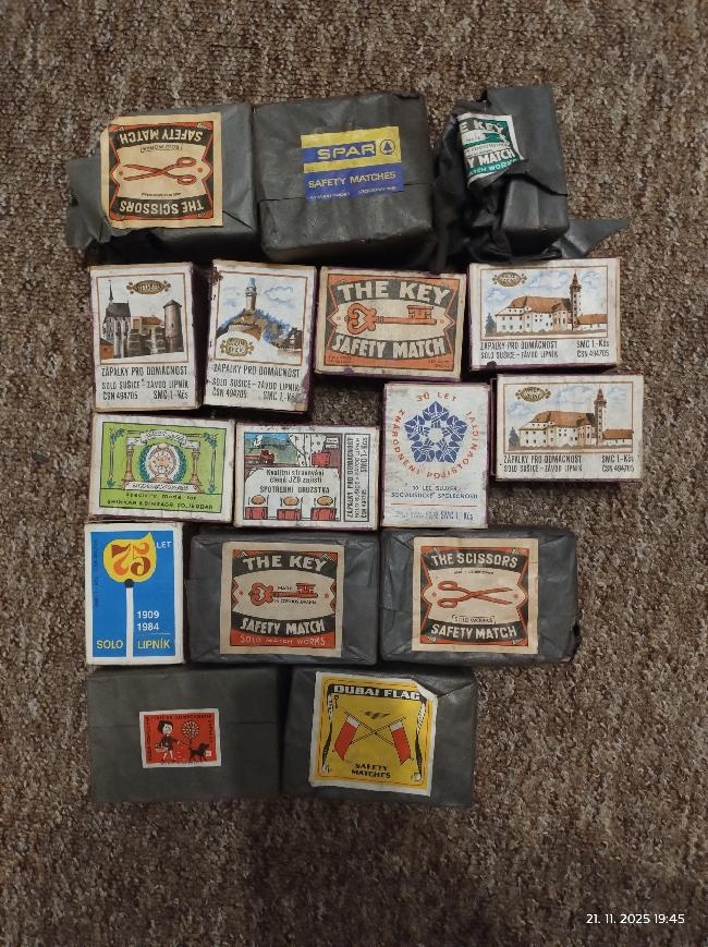 Sbírka 600 krabiček zápalek - 5