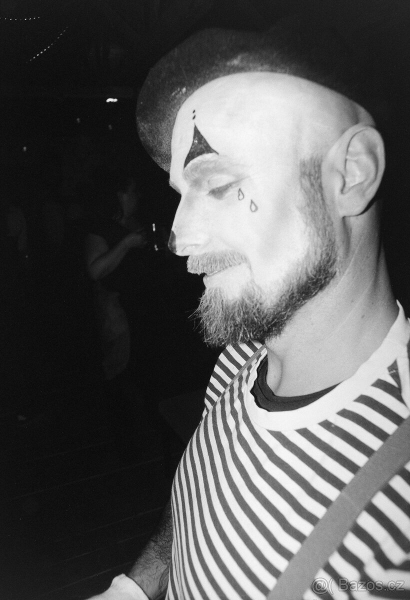 Sigma Super-Wide II 24mm f2.8 Multi-Coated Macro - 5