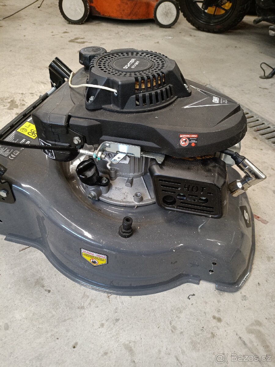 Zahradní Sekačka-nová kastle s motorem - 5