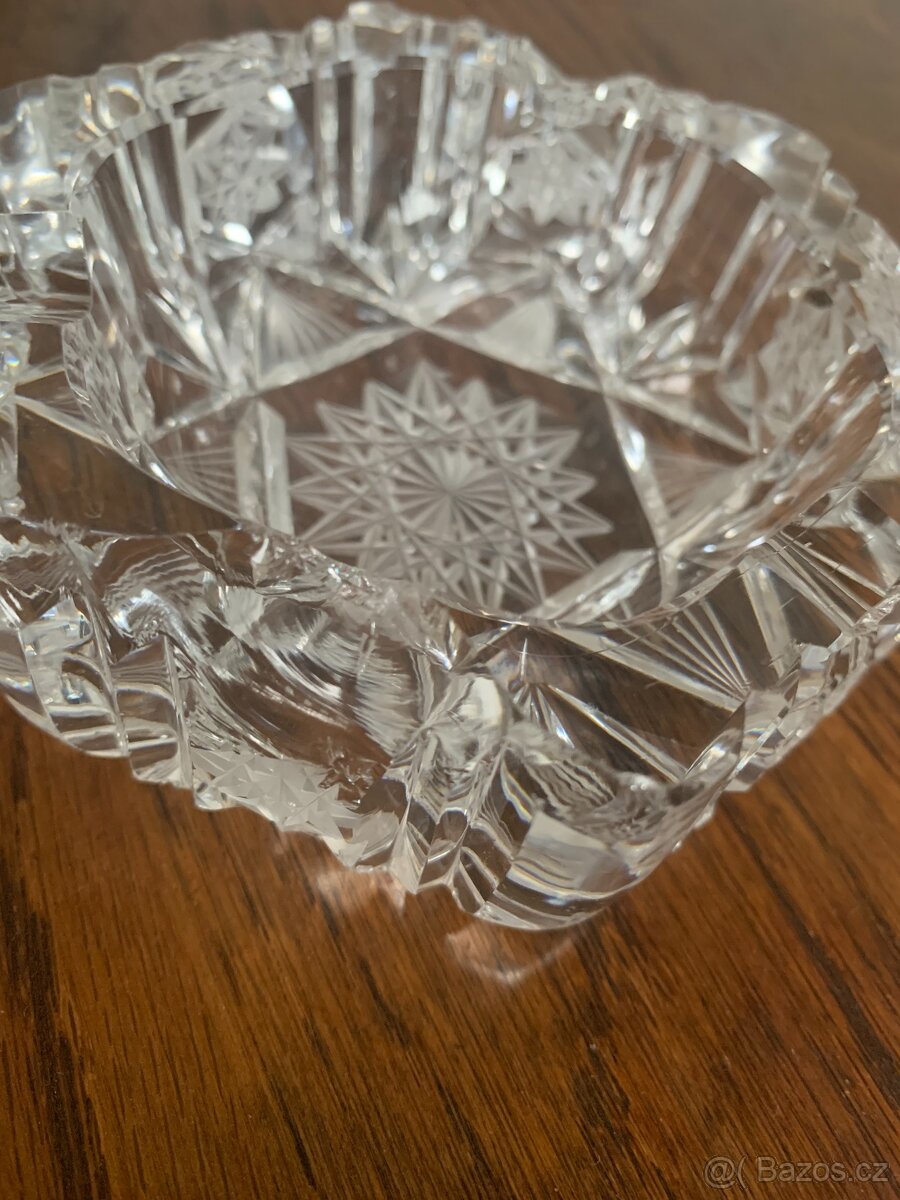 Broušený popelník - 5