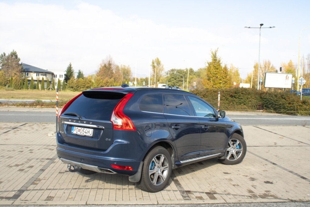 VOLVO XC60 (2015) - 5