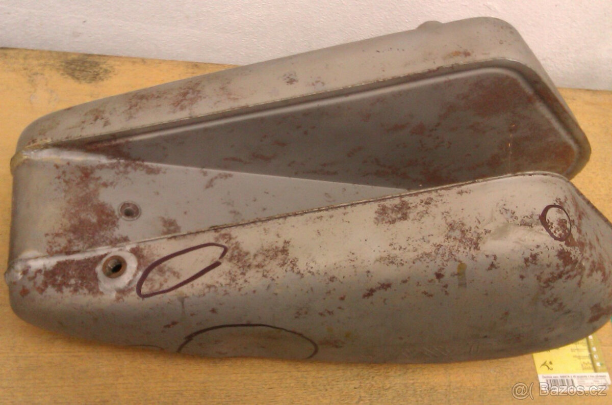 Nádrž Jawa Robot - 5