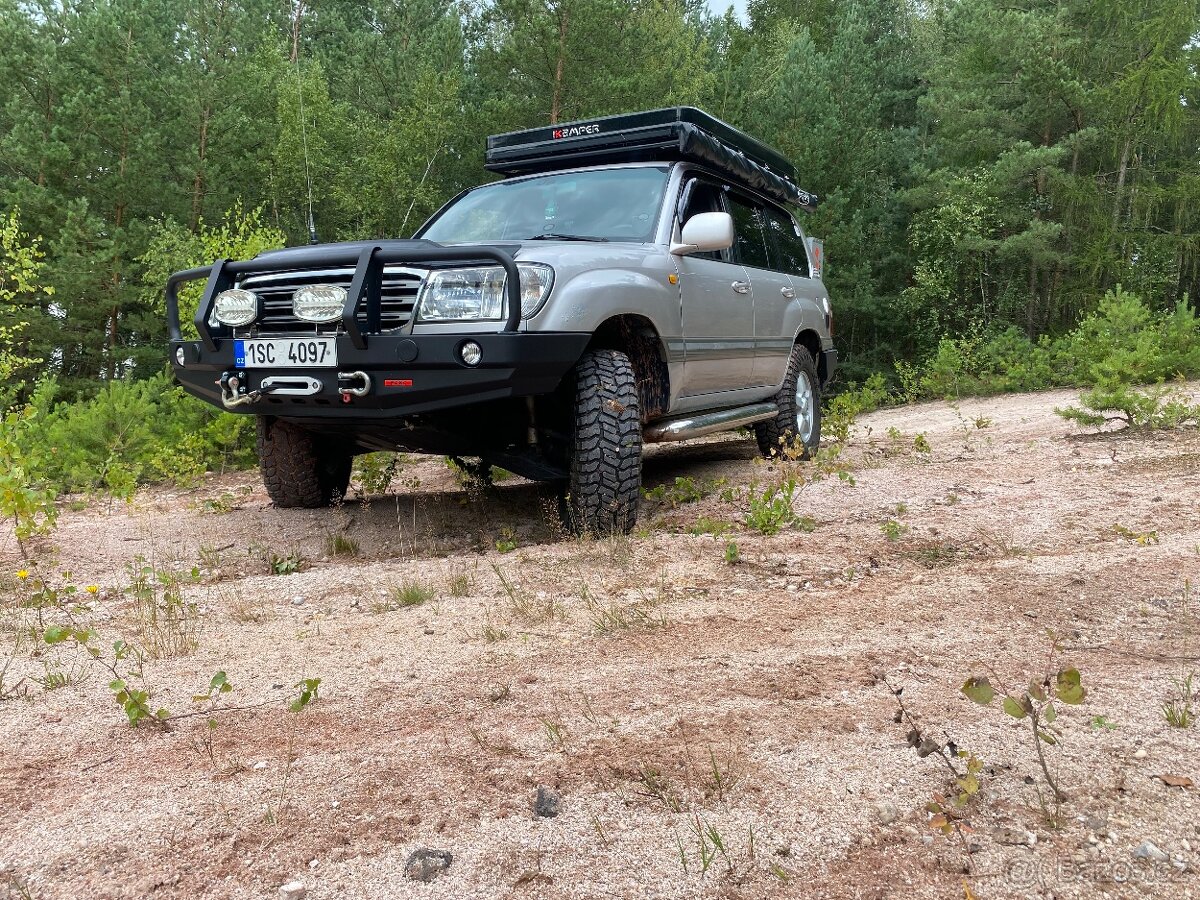 Toyota land cruiser 100