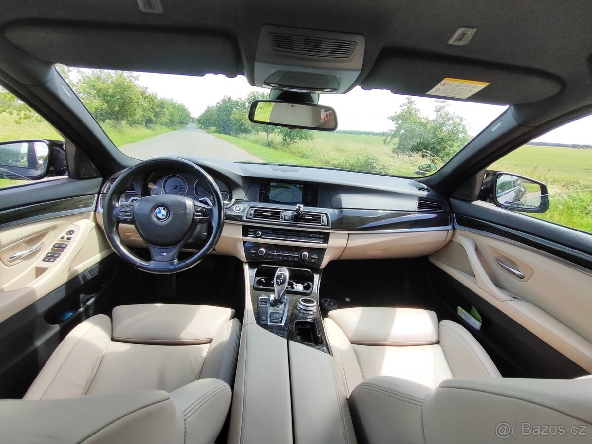 BMW F10 530d BOHATÁ VÝBAVA - 5