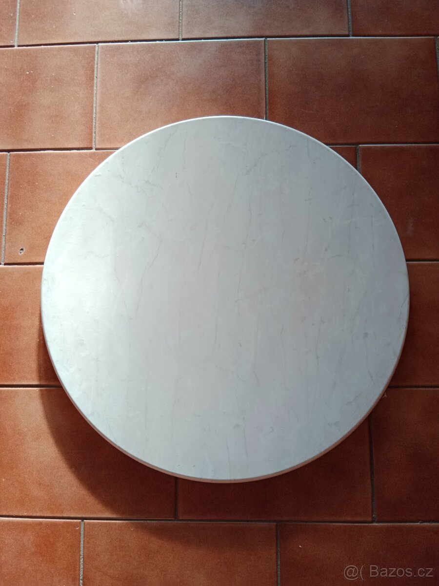 Stůl/ werzalitová stolová deska - průměr 80 cm - 5