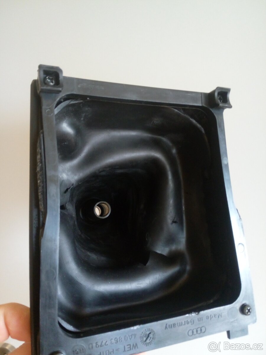 Audi A6 C4, Audi 100 manžeta řadící páky - 5