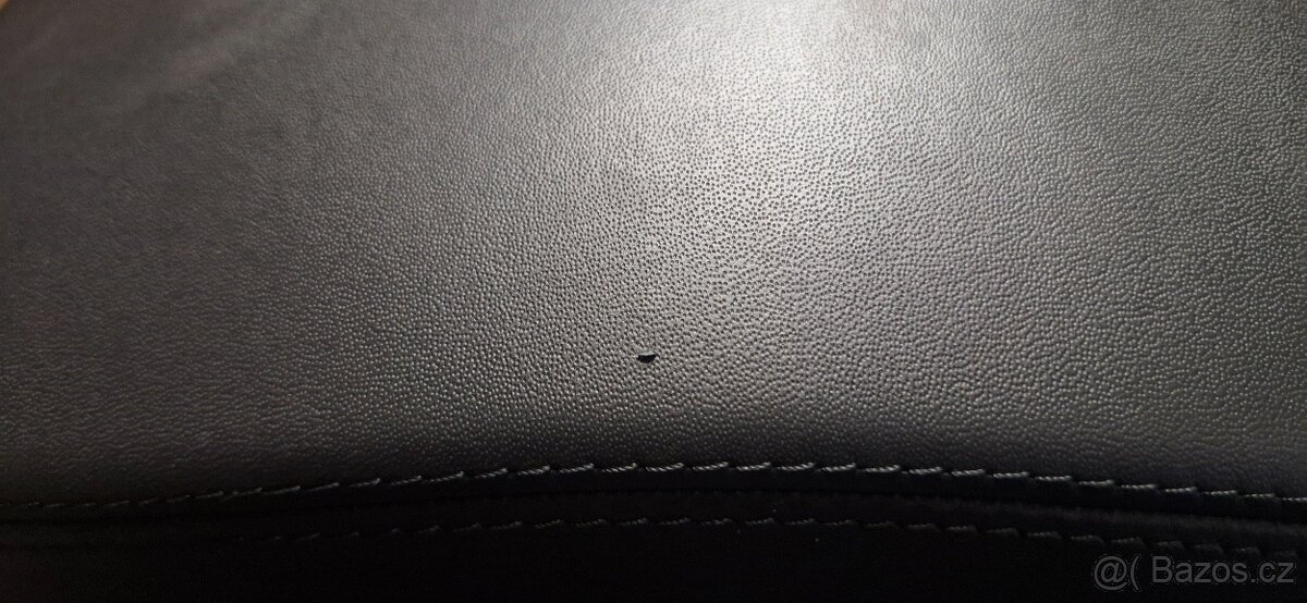 Loketni operka land rover defender L663 - 5