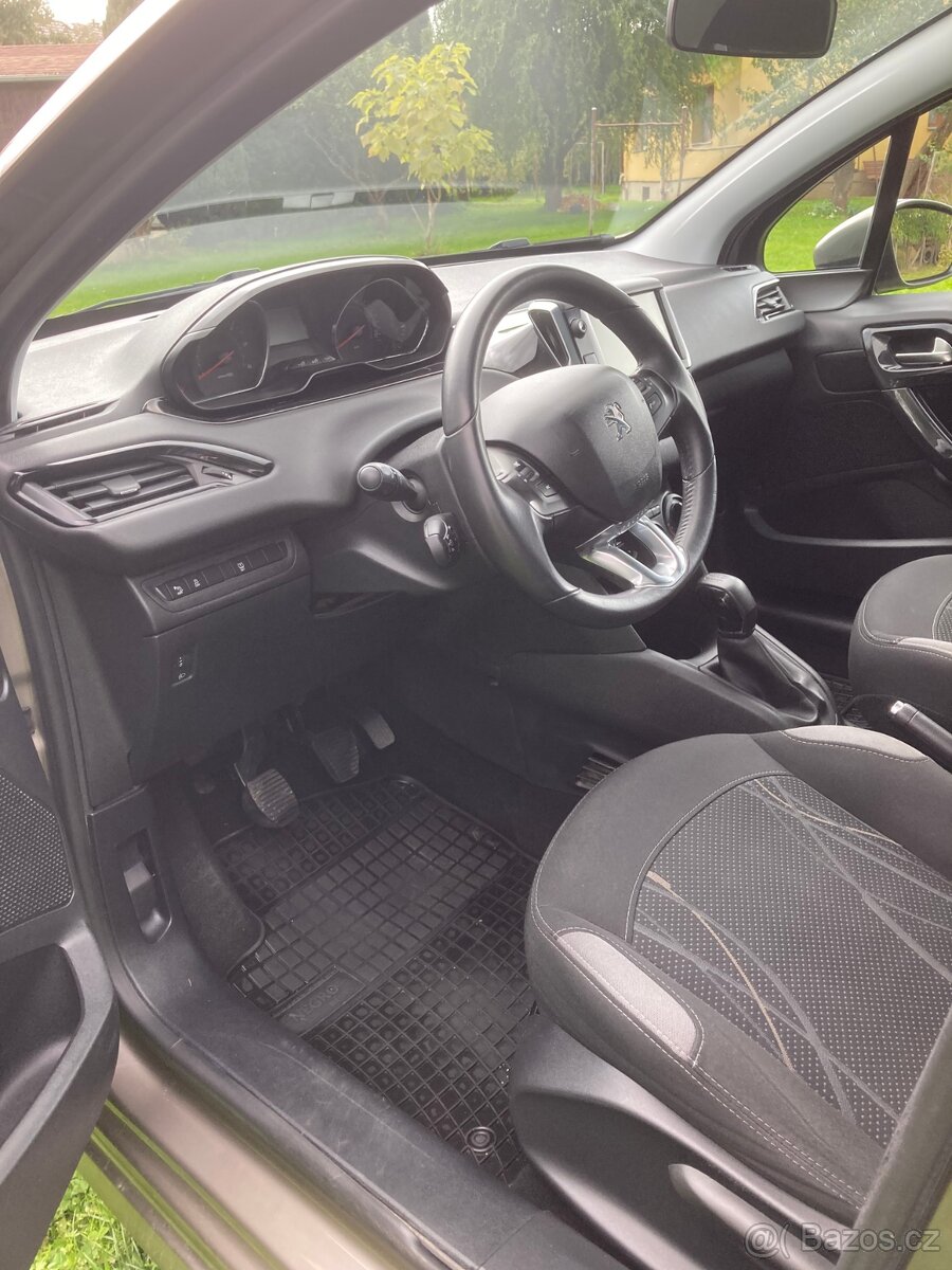 Peugeot 208 1,4 HDI 2015 ČR - 5