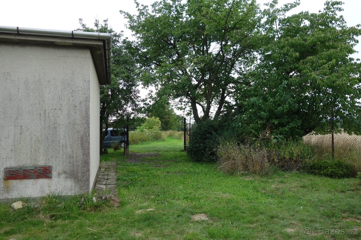 Mankovice - garáž - 5